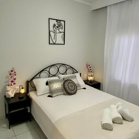 Peramore Apartment Néa Péramos 外观 照片