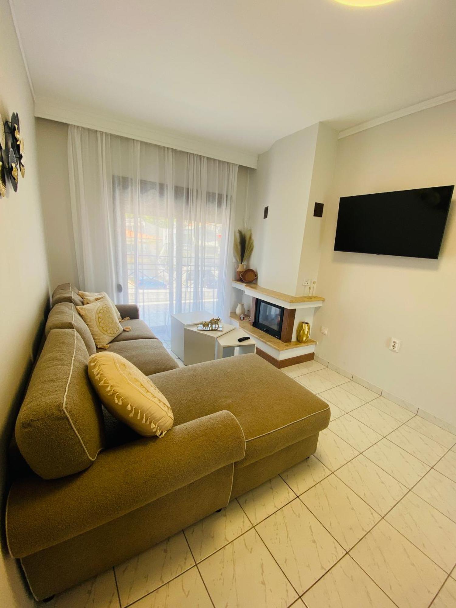 Peramore Apartment Néa Péramos 外观 照片