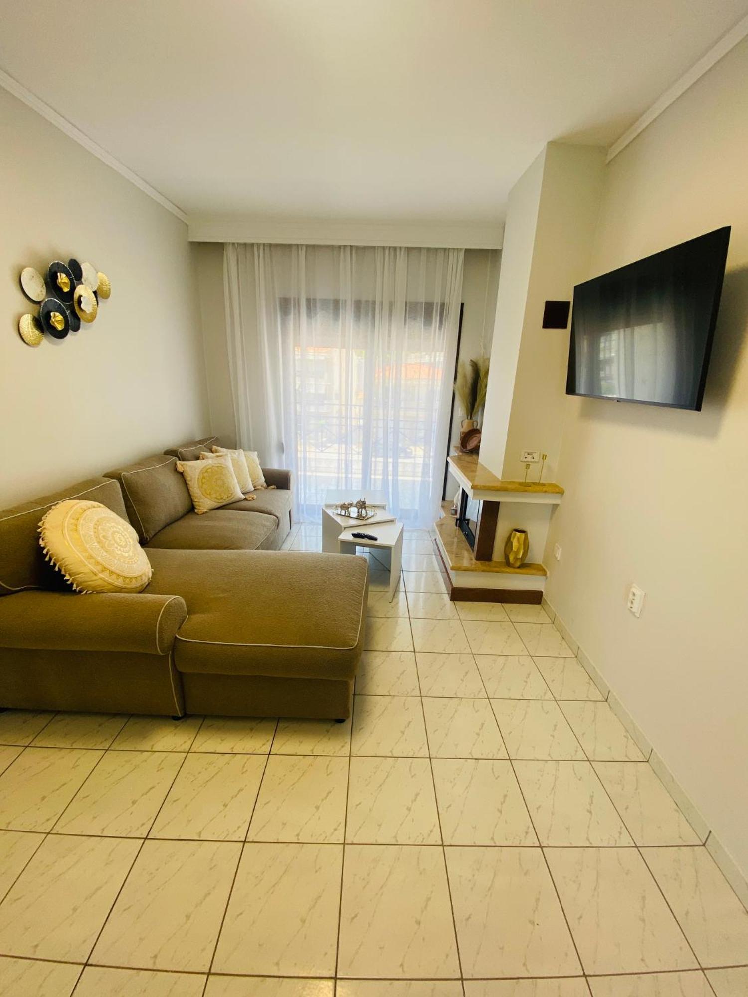 Peramore Apartment Néa Péramos 外观 照片