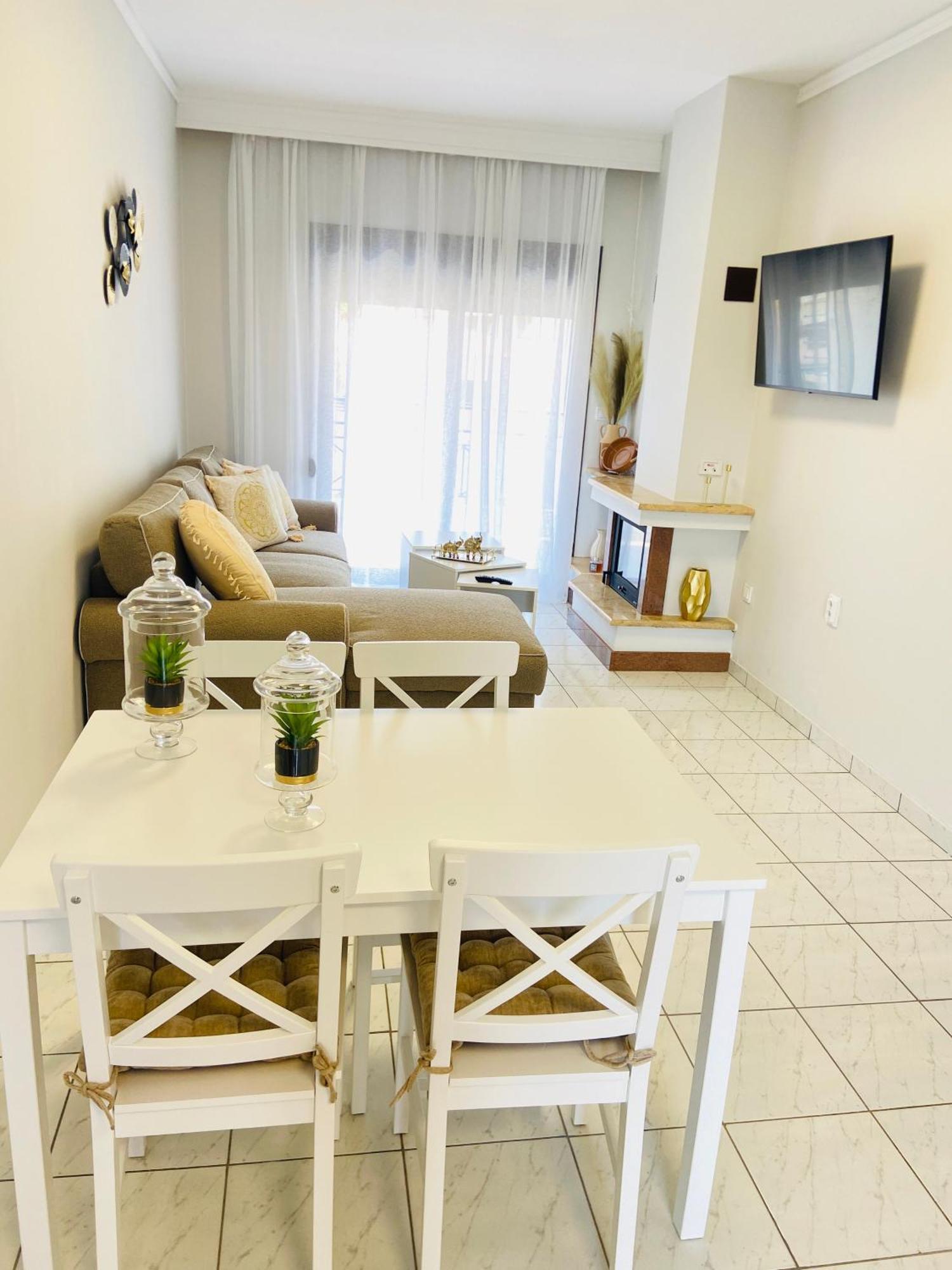Peramore Apartment Néa Péramos 外观 照片